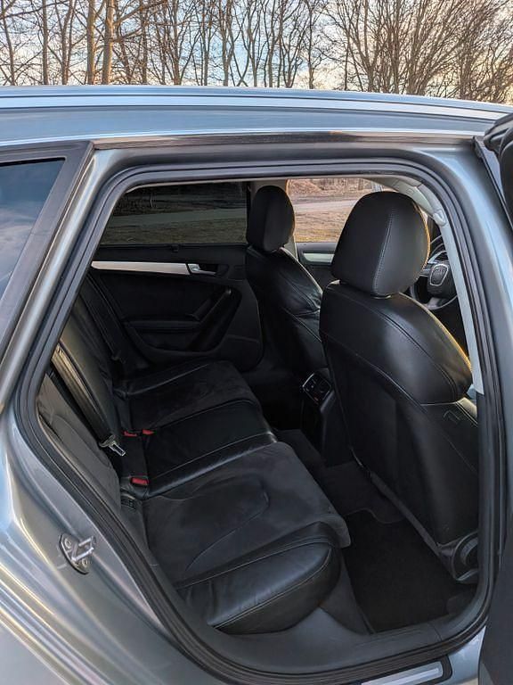 Gebraucht Audi A4 Sport 211 PS (155 kW) 2009 Silber Limousine