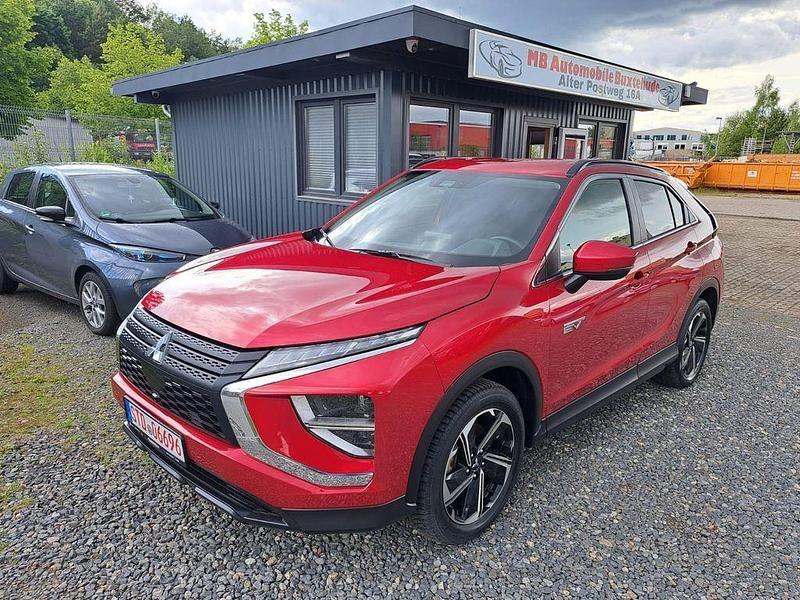 Rot Gebraucht 2022 Mitsubishi Eclipse Cross SUV | 21.400 € (Superpreis) - Bild 1/4