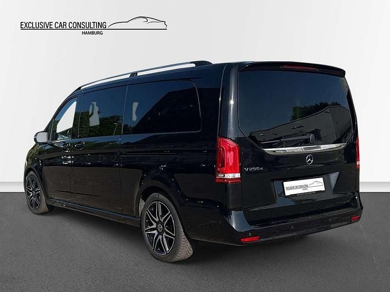 Gebraucht Mercedes V250 AMG line 190 PS (139 kW) 2022 Obsidianschwarz metallic Van / Kleinbus
