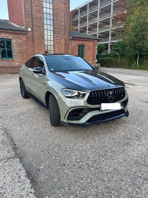 Grau Gebraucht 2023 Mercedes GLE63 AMG AMG SUV | 119.000 € (Teuer) - Bild 1/4
