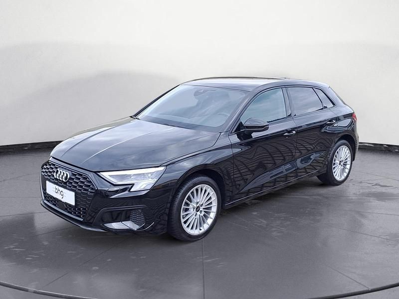 Schwarz Gebraucht 2024 Audi A3 Sportback Advanced Plus Limousine | 29.490 € (Guter Preis) - Bild 1/4