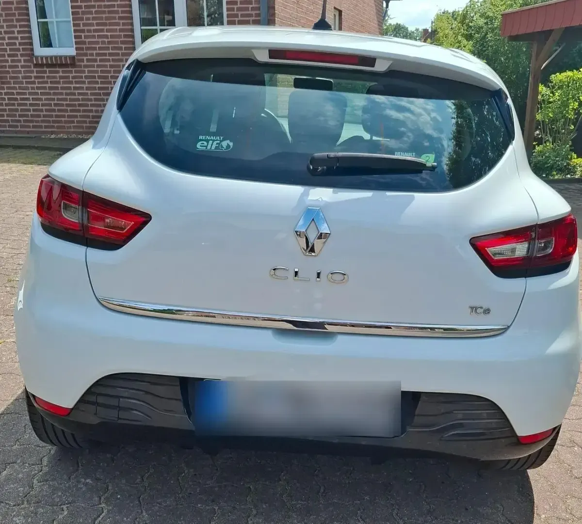 Gebraucht Renault Clio Experience 90 PS (66 kW) 2013 Weiß Kleinwagen