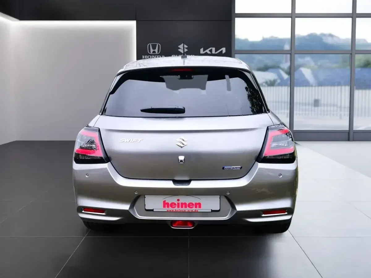 Gebraucht Suzuki Swift Comfort 82 PS (60 kW) 2026 Premium silver Kleinwagen