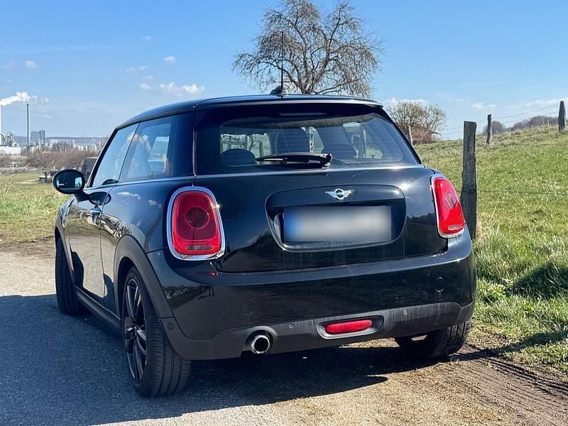 Second-hand Mini One D 116 CP (85 kW) 2016 Negru Hatchback
