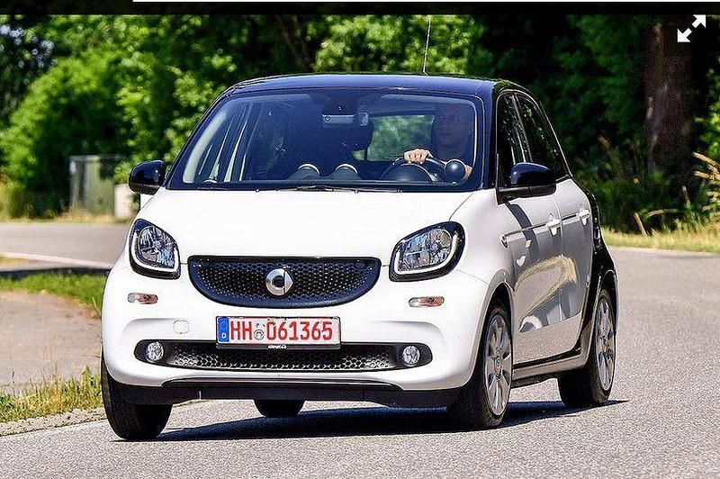 Usata Smart ForFour 90 CV (66 kW) 2019 Bianco Utilitaria