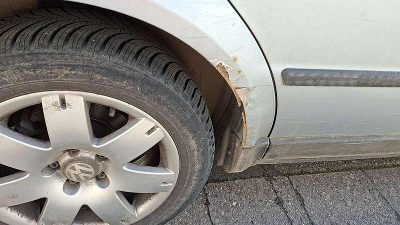 Gebraucht VW Passat 131 PS (96 kW) 2002 Grau Kombi