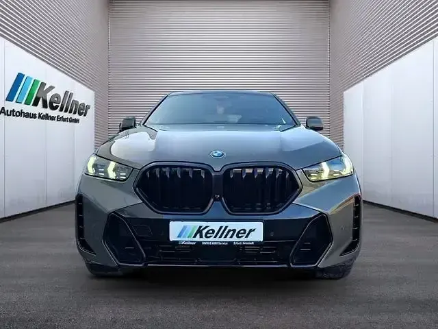 Gebraucht BMW X6 M Sport 352 PS (258 kW) 2025 Manhattan met. SUV