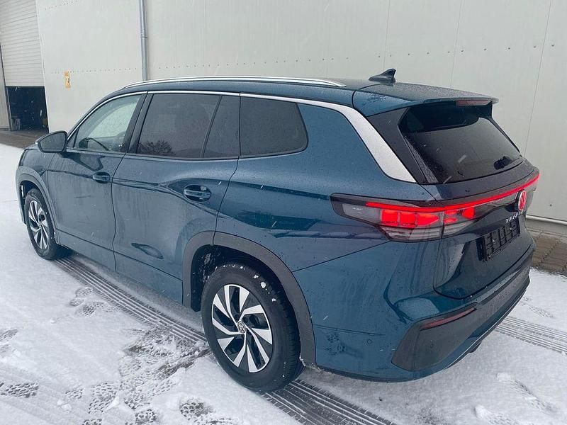 Gebraucht VW Tayron 150 PS (110 kW) 2025 Blau SUV