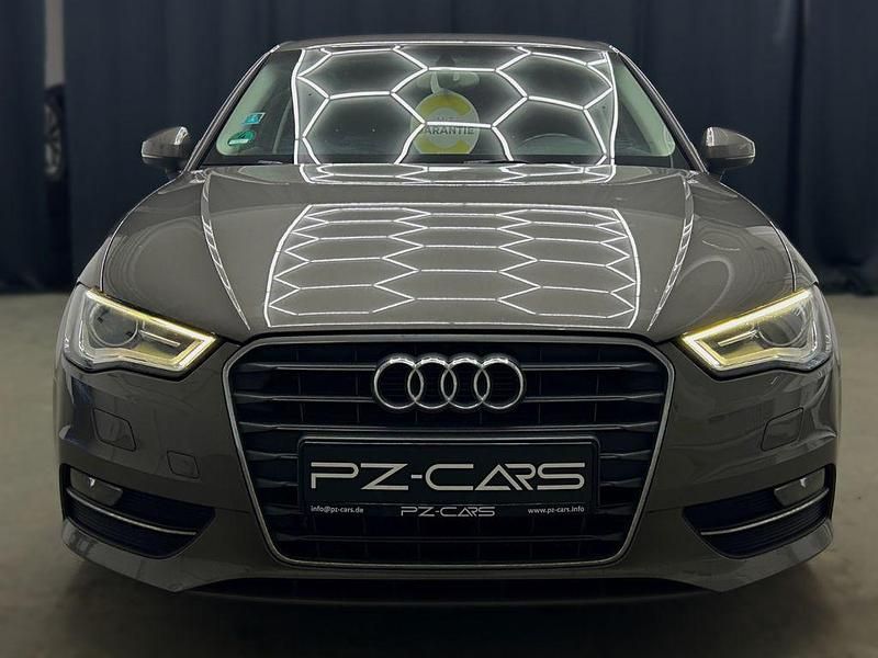 Gebraucht Audi A3 Sport 122 PS (89 kW) 2013 Grau Limousine