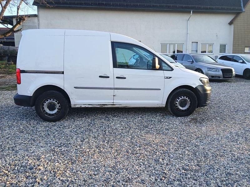 Gebraucht VW Caddy 75 PS (55 kW) 2019 Weiß Van / Kleinbus