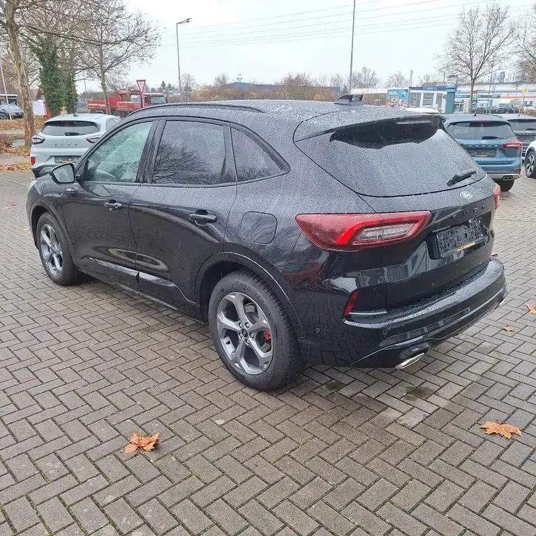 Gebraucht Ford Kuga ST-Line X 186 PS (136 kW) 2025 Agate black SUV