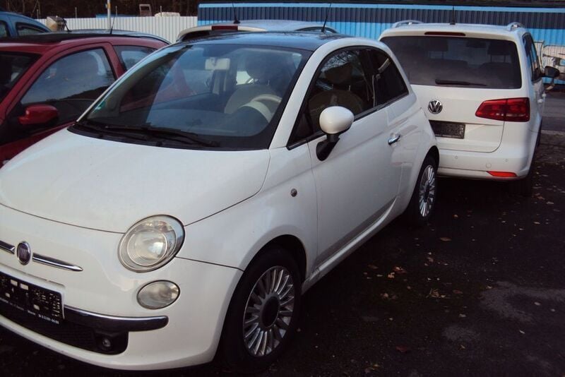 Weiß Gebraucht 2009 Fiat 500 Lounge Kleinwagen | 3.300 € (Superpreis) - Bild 1/4