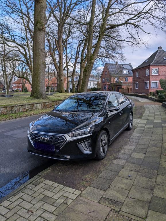 Schwarz Gebraucht 2020 Hyundai Ioniq Prime Limousine | 18.600 € (Fairer Preis) - Bild 1/4