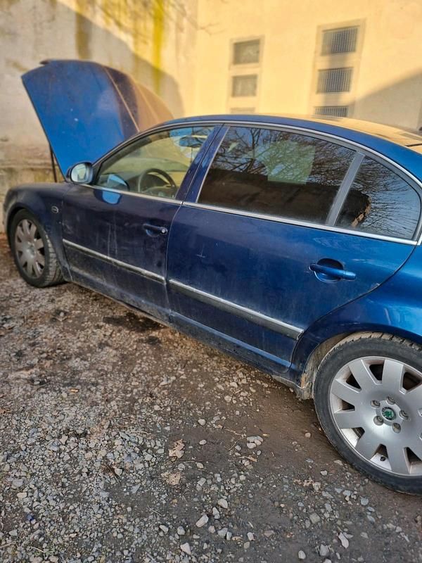 Gebraucht Skoda Superb 163 PS (119 kW) 2007 Blau Limousine