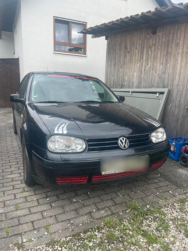 Schwarz Gebraucht 2000 VW Golf IV Kombi | 600 € (Superpreis) - Bild 1/4