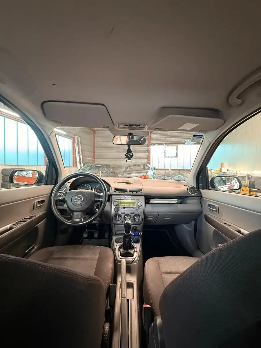 Gebraucht Mazda 2 80 PS (58 kW) 2003 Orange Kleinwagen