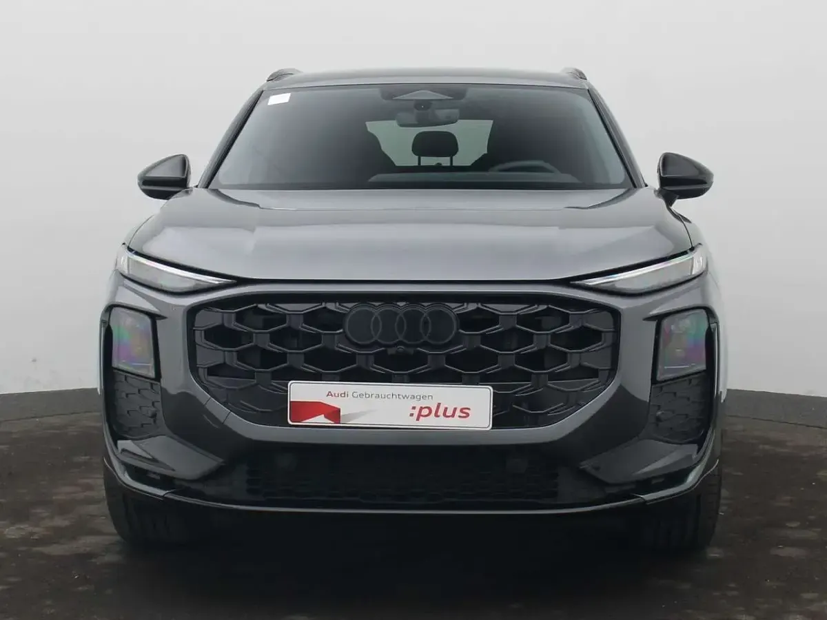 Gebraucht Audi Q3 S-Line 150 PS (110 kW) 2026 Daytonagrau perleffekt SUV