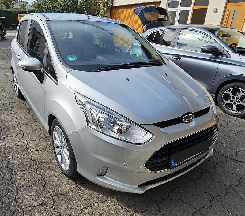 Grau Gebraucht 2016 Ford B-MAX SYNC Edition Van / Kleinbus | 8.500 € (Etwas zu teuer) - Bild 1/4