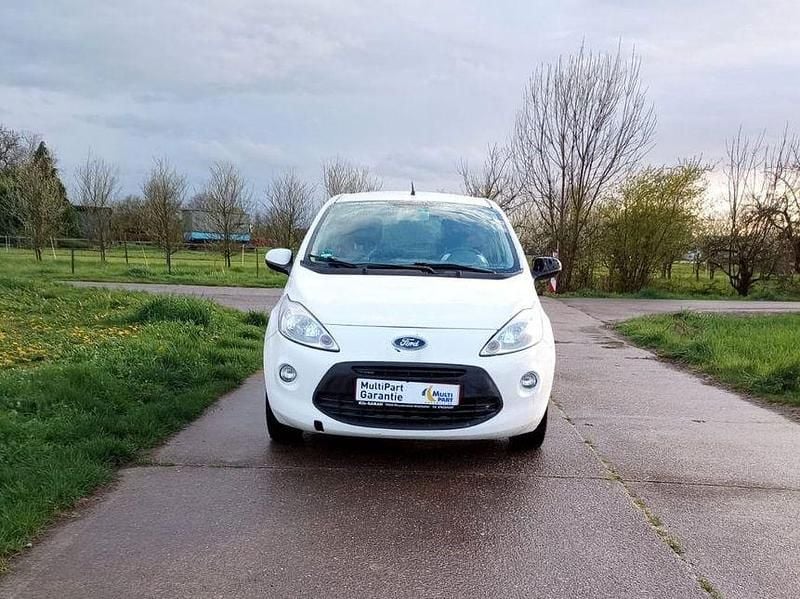 Gebraucht Ford Ka Titanium 69 PS (50 kW) 2012 Weiß Kleinwagen