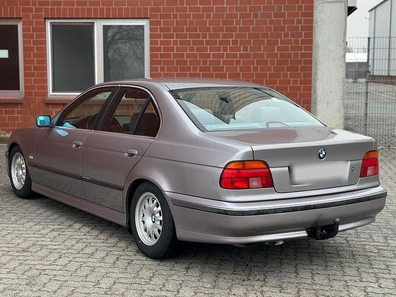 Gebraucht BMW 523 170 PS (125 kW) 1998 Grau Limousine