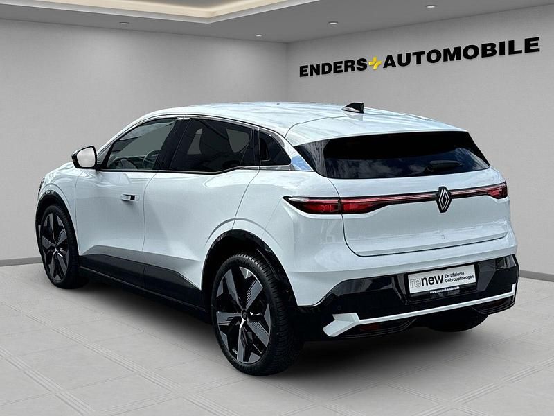 Gebraucht Renault Megane E-Tech Techno 160 kW (218 PS) 2023 Weiß Limousine