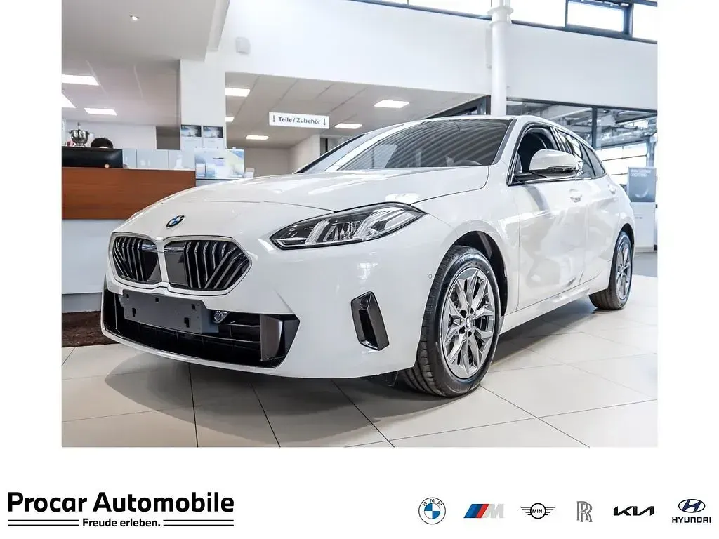 Käytetty BMW 120 156 HP (114 kW) 2026 Viistoperä
