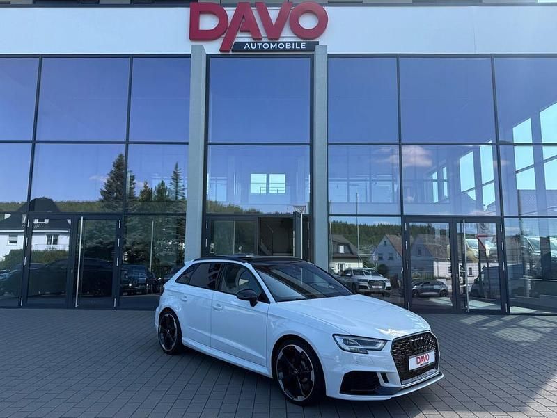 Andere Gebraucht 2019 Audi RS3 Sportback Comfort Kleinwagen | 41.991 € (Fairer Preis) - Bild 1/4