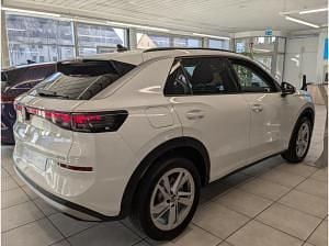 Neu VW T-Roc 150 PS (110 kW) 2026 Weiß (pure white) SUV