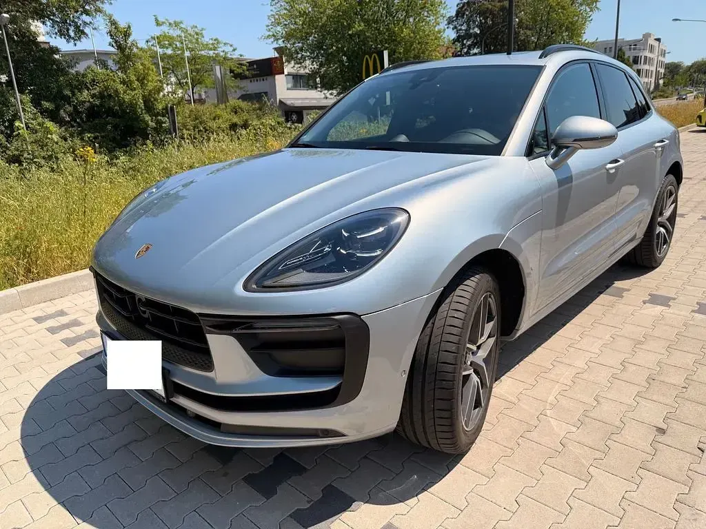 Gebraucht Porsche Macan 265 PS (194 kW) 2022 Silber SUV