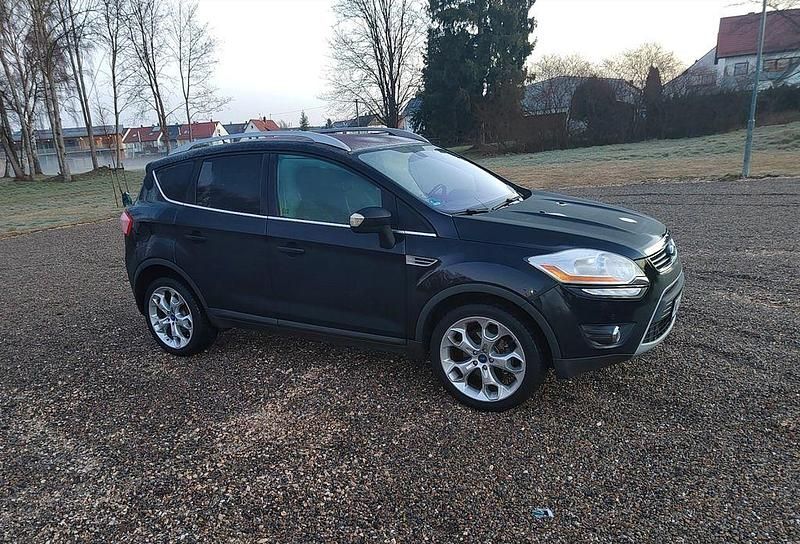 Gebraucht Ford Kuga Titanium 140 PS (102 kW) 2011 Schwarz SUV