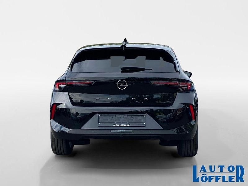 Neu Opel Astra Edition 131 PS (96 kW) 2025 Schwarz Limousine