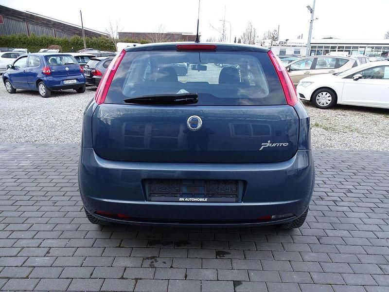 Gebraucht Fiat Grande Punto Dynamic 77 PS (56 kW) 2007 Blau Kleinwagen