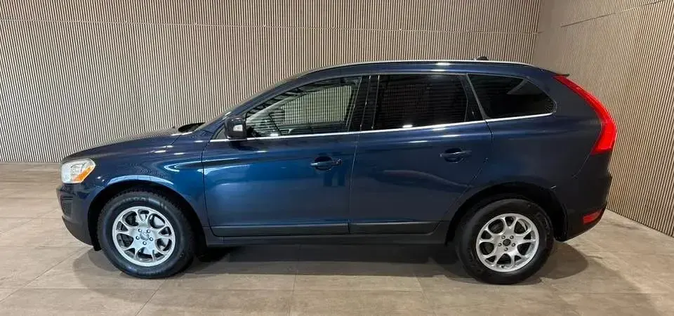 Gebraucht Volvo XC60 136 PS (100 kW) 2013 Blau SUV