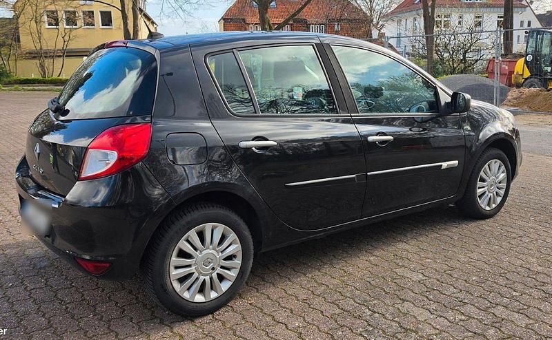 Gebraucht Renault Clio II Expression 75 PS (55 kW) 2011 Schwarz Kleinwagen