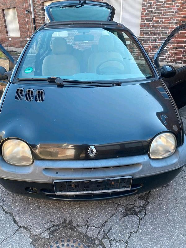 Gebraucht Renault Clio II 58 PS (42 kW) 2003 Schwarz Kleinwagen