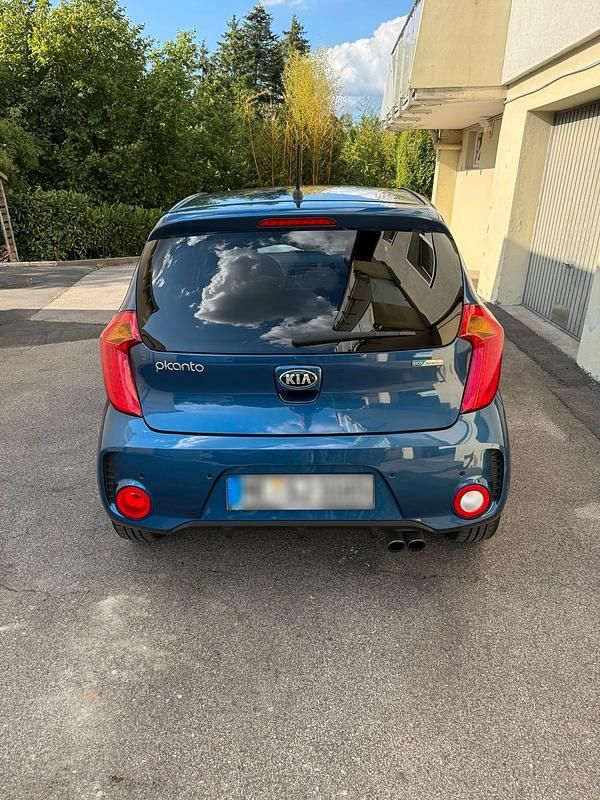 Gebraucht Kia Picanto 86 PS (63 kW) 2016 Blau Kleinwagen