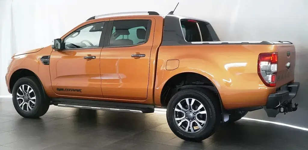 Gebraucht Ford Ranger Wildtrack 212 PS (155 kW) 2020 Orange Pickup