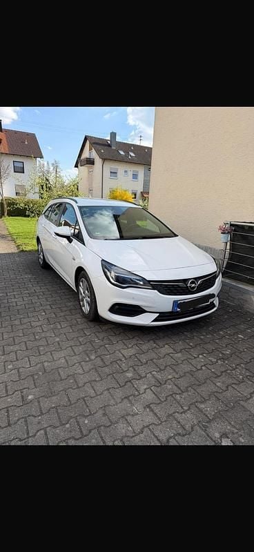 Second-hand Opel Astra 105 CP (77 kW) 2020 Alb Break