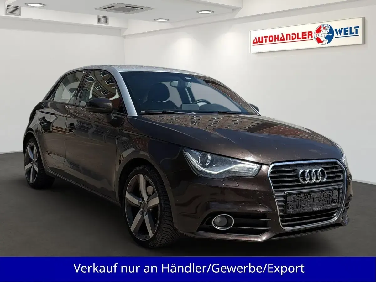 Gebraucht Audi A1 Sportback Sport 122 PS (89 kW) 2012 Braun Kleinwagen