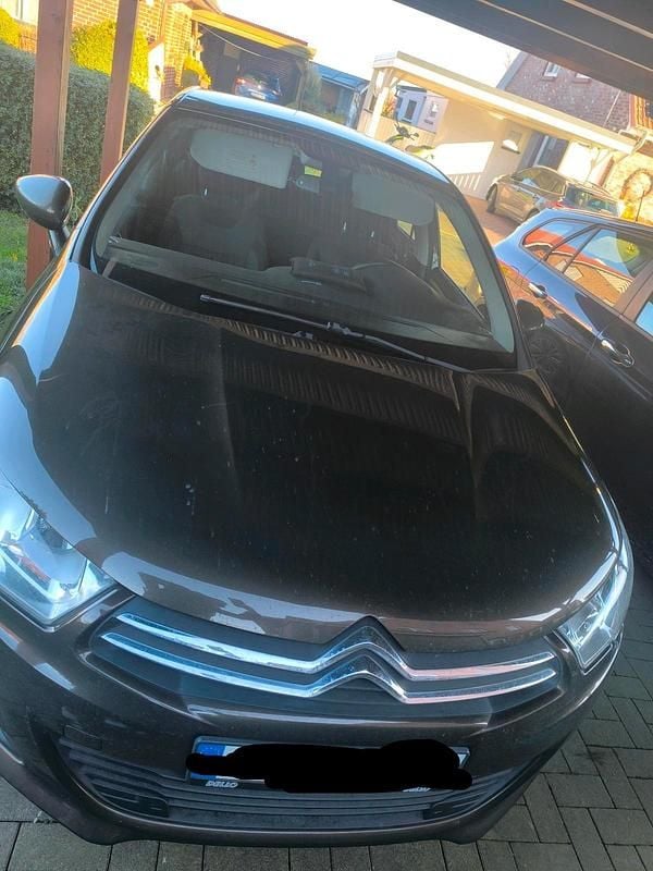 Gebraucht Citroën C4 120 PS (88 kW) 2011 Braun Limousine