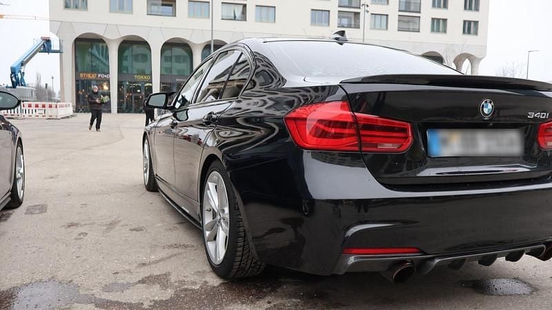 Käytetty BMW 340 M Performance 326 HP (239 kW) 2016 Musta Sedan