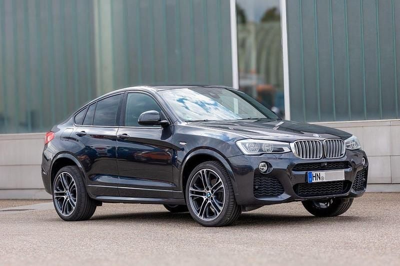 Grau Gebraucht 2013 BMW X4 M Sport SUV | 26.990 € - Bild 1/4