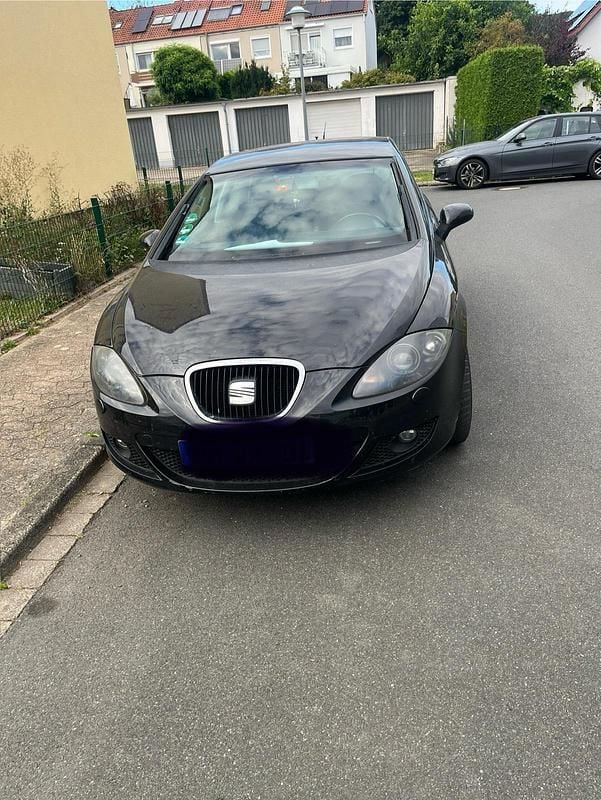 Usata Seat Leon 140 CV (102 kW) 2004 Nero Utilitaria