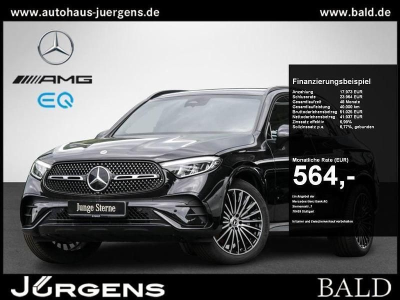 Obsidianschwarz metallic Gebraucht 2024 Mercedes GLC300 AMG SUV | 64.650 € (Etwas zu teuer) - Bild 1/4