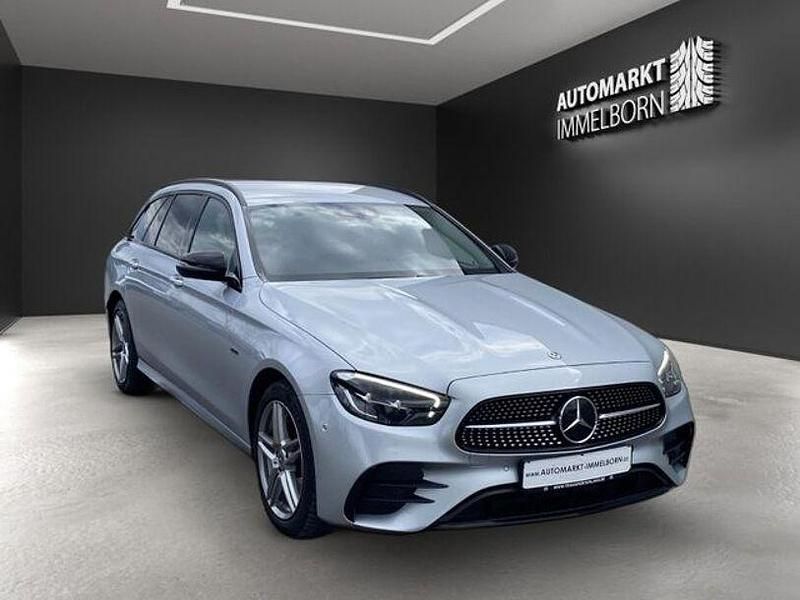 Gebraucht Mercedes E300 AMG 306 PS (225 kW) 2021 Hightechsilber metallic (metallic) Kombi