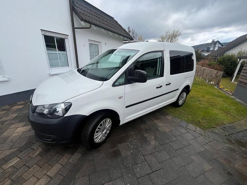 Gebraucht VW Caddy Startline 105 PS (77 kW) 2011 Weiß Van / Kleinbus