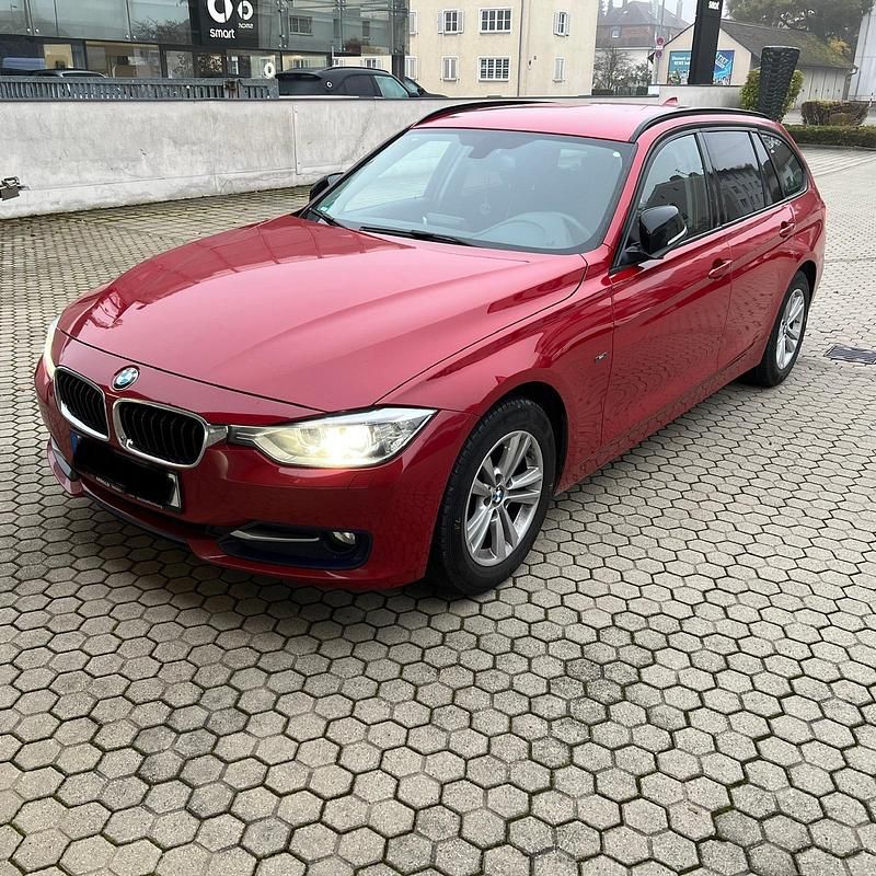 Rot Gebraucht 2012 BMW 320 Sport Line Kombi | 10.950 € (Etwas zu teuer) - Bild 1/4