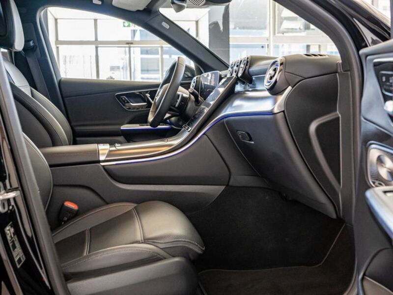 Gebraucht Mercedes GLC400d Premium 252 PS (185 kW) 2024 Schwarz SUV