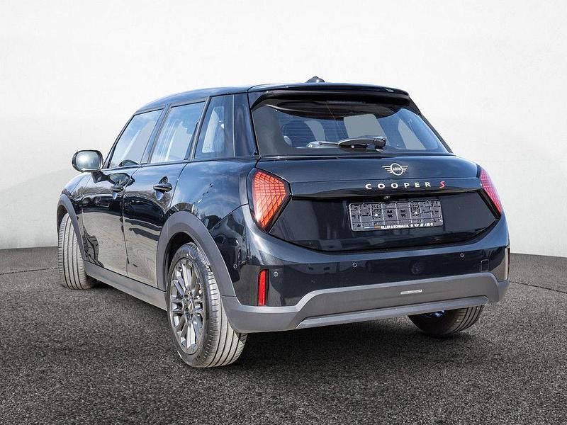 Gebraucht Mini Cooper S Classic 204 PS (150 kW) 2024 Schwarz Kleinwagen