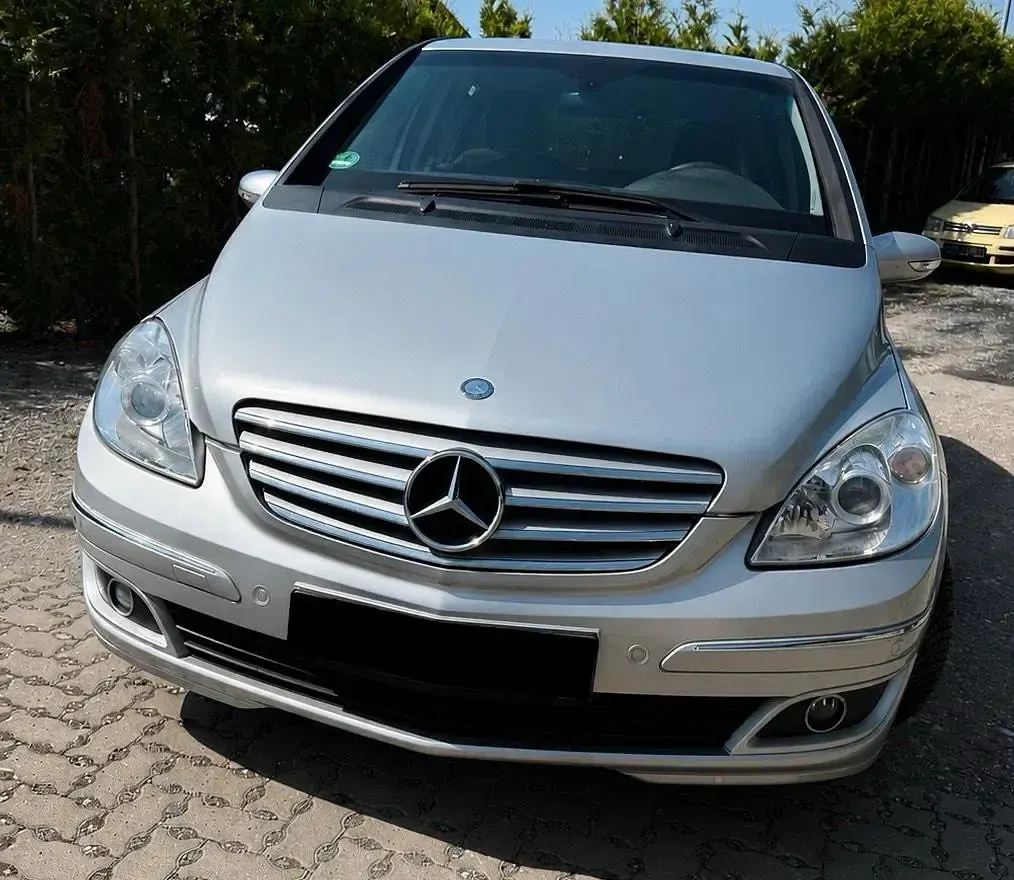 Gebraucht Mercedes B200 136 PS (100 kW) 2008 Grau Van / Kleinbus